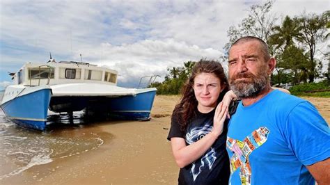 Army vet loses home and boat in storm off Saunders Beach | The Courier Mail