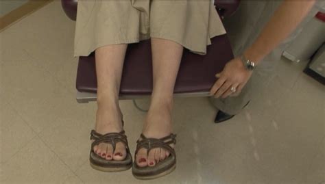 Anna Duggar's Feet