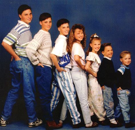 Amusing family portraits from the 1980s | Dangerous Minds