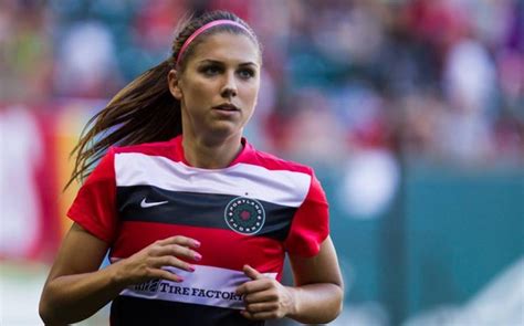 10 Best Female Soccer Players in the World Right Now - Wonderslist