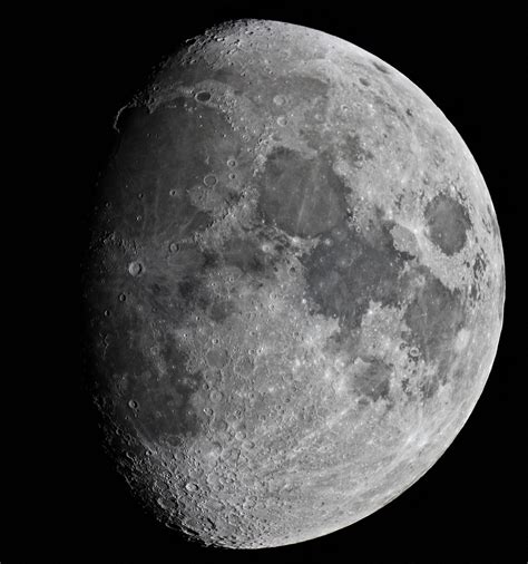 Waning Gibbous Moon Wallpapers - Wallpaper Cave