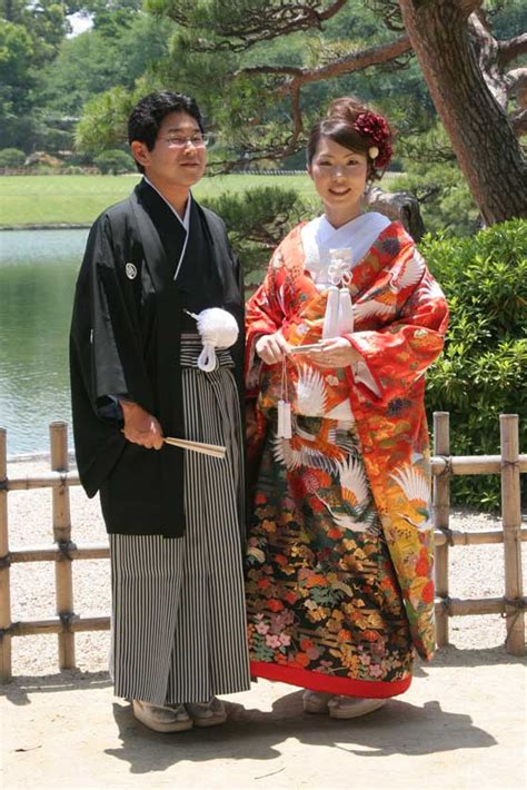 Japanese Wedding Traditions | Dresses Images 2022