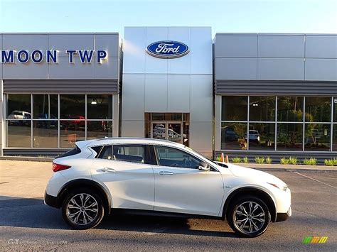 2017 Majestic White Infiniti QX30 Premium AWD #141955402 Photo #3 ...