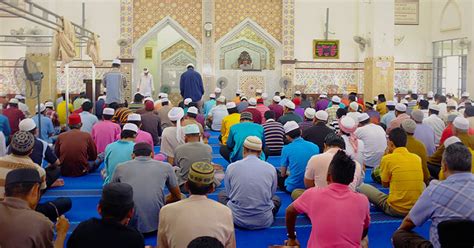 "Berbual Di Masjid Adalah Harus Selagi Ia Tidak Mengganggu Orang Lain ...