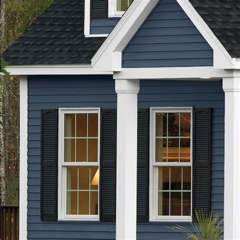 Georgia-Pacific Compass Traditional Vinyl Siding Panel Bayou Blue 8-in ...