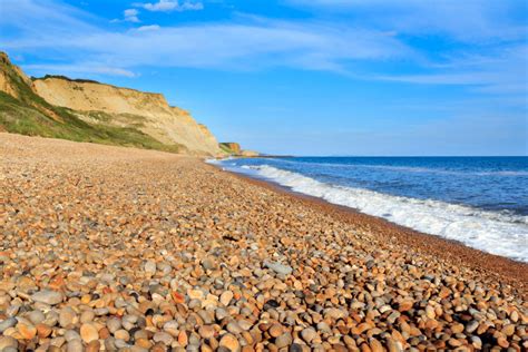 10 Best Beaches in Dorset For a Coastal Escape | Oliver's Travels