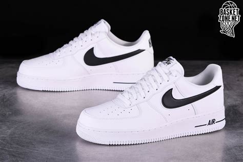 NIKE AIR FORCE 1 '07 WHITE BLACK SWOOSH