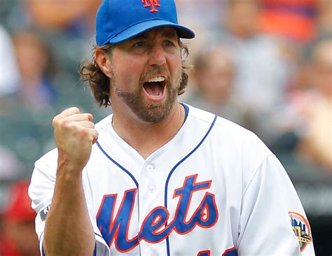 R.A. Dickey Trade Revisited: Grand Larceny for the Mets? - The Daily Stache