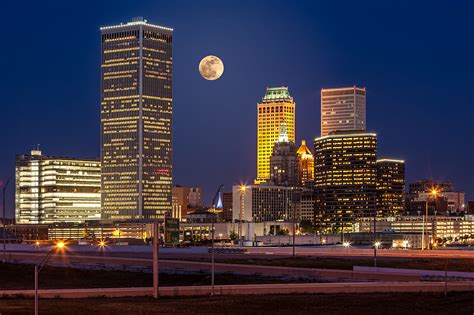 Supermoon over Tulsa | Tulsa Skyline XI View more of Tulsa s… | Flickr