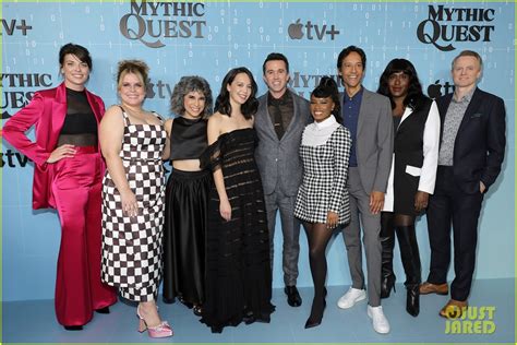 Joe Manganiello & Rob McElhenney Bring Their Famous Wives To 'Mythic ...