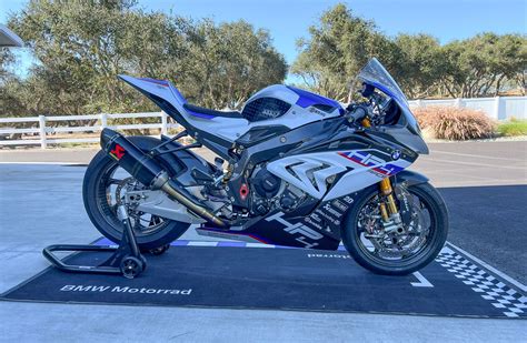 2018 BMW HP4 Race #131 With 559 Miles – Iconic Motorbike Auctions