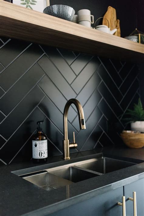 black herringbone backsplash, kitchen | Kitchen cabinets and backsplash ...