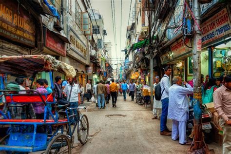 Visit These Popular Delhi Markets for the Best Shopping | Delhi market ...