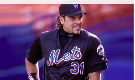 Mets To Bring Back Black Jerseys Starting on July 30 - Sports ...