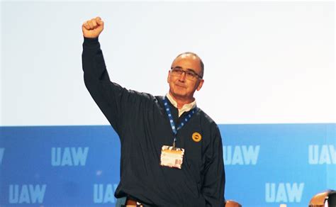 UAW President Shawn Fain prepares for 'war' against corporations ...