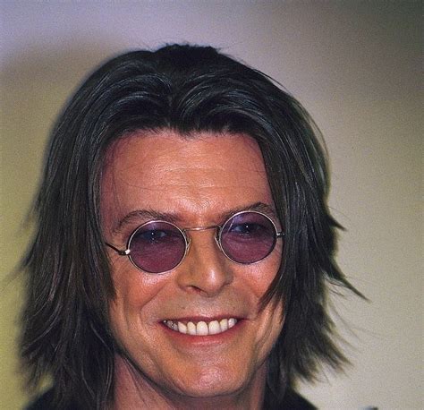 DAVID BOWIE | David bowie, Bowie, Round sunglass women