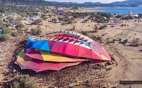 Do LaB Constructed the Largest Structure to Date at Boom Festival 2016