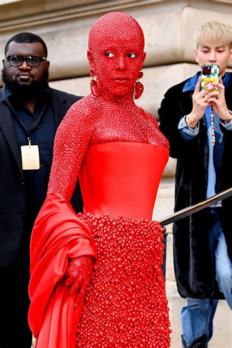 Doja Cat Wore 30K Red Swarovski Crystals At Paris Fashion Week: Photos ...