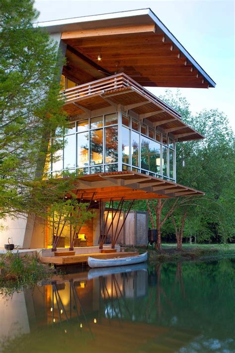 Modern Houses - louisiana House facade