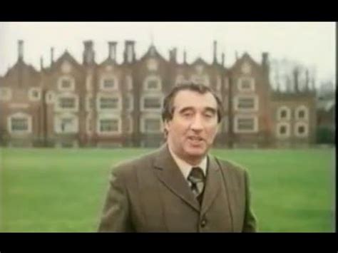 Bernard Matthews Turkey Breast Roast advert 1980 - YouTube