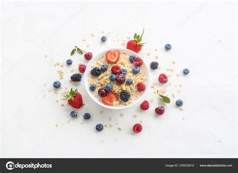 Oatmeal Porridge Bowl Topped Fresh Berries Homemade Crunchy Granola ...