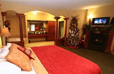 The Inn at Christmas Place (Pigeon Forge, TN) - Resort Reviews ...