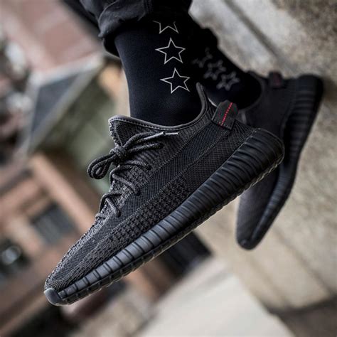 Yeezy Boost 350 V2 Black Static Fake | semashow.com