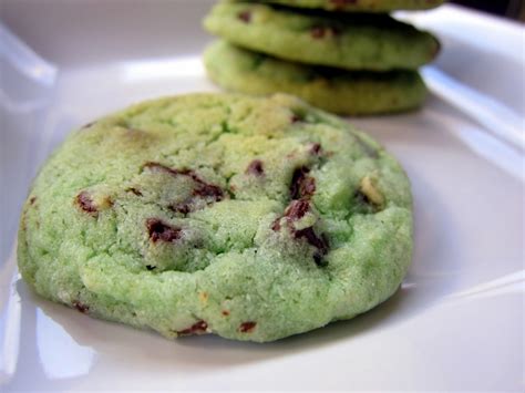 Mint Chocolate Chip Cookies | Plain Chicken