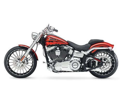 2014 Harley-Davidson FXSBSE CVO Breakout Review