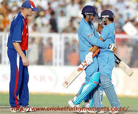 Funny Cricket Moments: July 2012