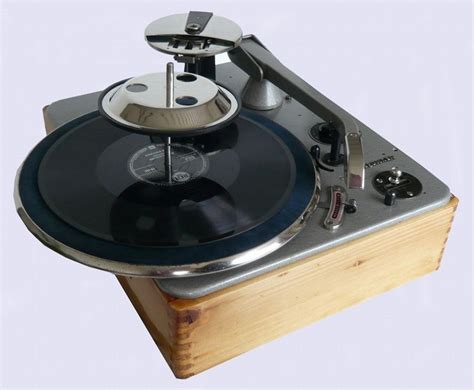 Electric Gramophone - Phonograph | Turntable, Record players, Phonograph