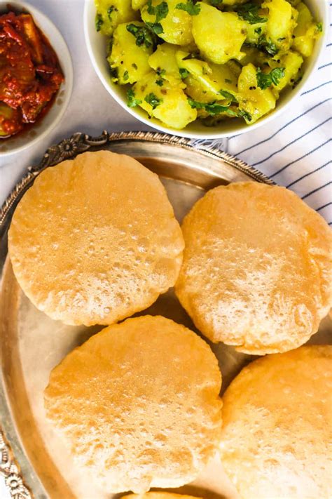 Puri | Poori - How to make perfect fried Indian bread - Ministry of Curry