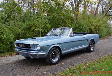 Straight Beautiful 1965 Ford Mustang Convertible for sale