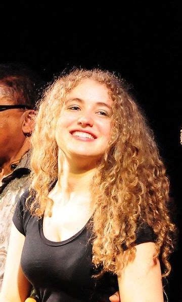 Tal wilkenfeld bass player extraordinaire – Artofit