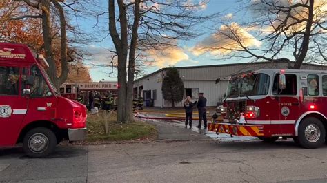 Fire breaks out inside commercial building in Bristol | ABC6