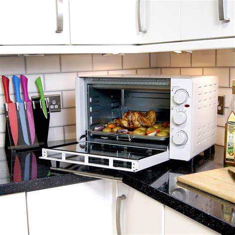 Igenix 30 Litre Mini Oven - White | Coopers Of Stortford