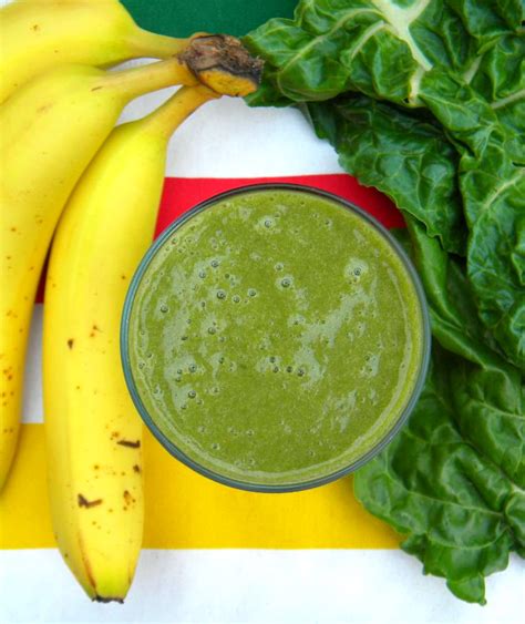 Pineapple Swiss Chard Smoothie - Alkalizing Green Juice Smoothie