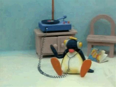 Pingu GIFs - Find & Share on GIPHY