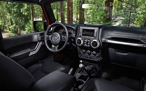 Jeep® Wrangler Rubicon offers a beautifully crafted interior that ...