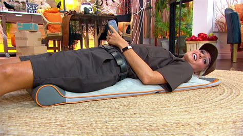 HoMedics Air Compression Back Stretching Mat on QVC - YouTube