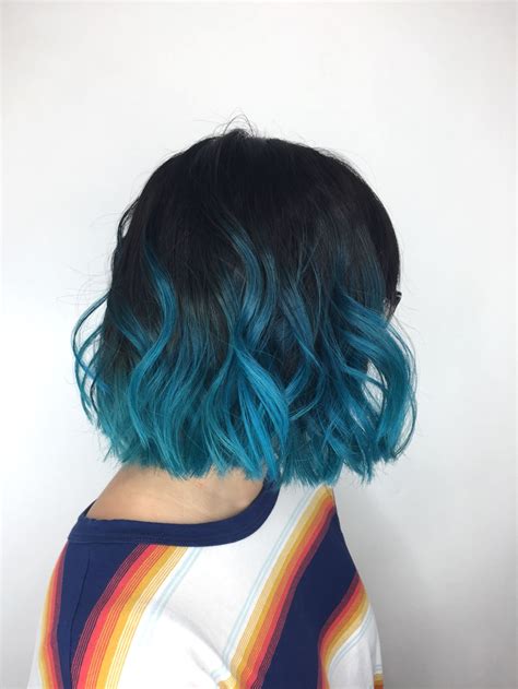 Pin by Ollie Kellogg on snips ️ in 2020 | Short blue hair, Blue ombre ...