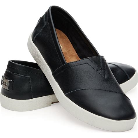 TOMS Women's Avalon Slip Ons Black Leather - Sportique