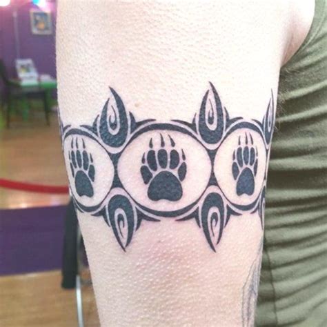 Bear Paw Tattoo - 45 Claw Print Tattoo Ideas (2019)- Jiluk Guérin #Bear ...