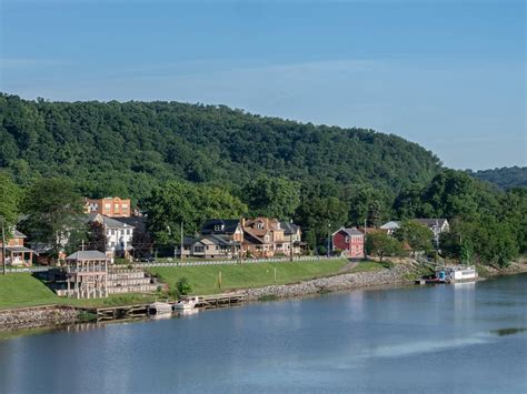 Beaver Pennsylvania Bed and Breakfast Inn Riverside Bed & Breakfast