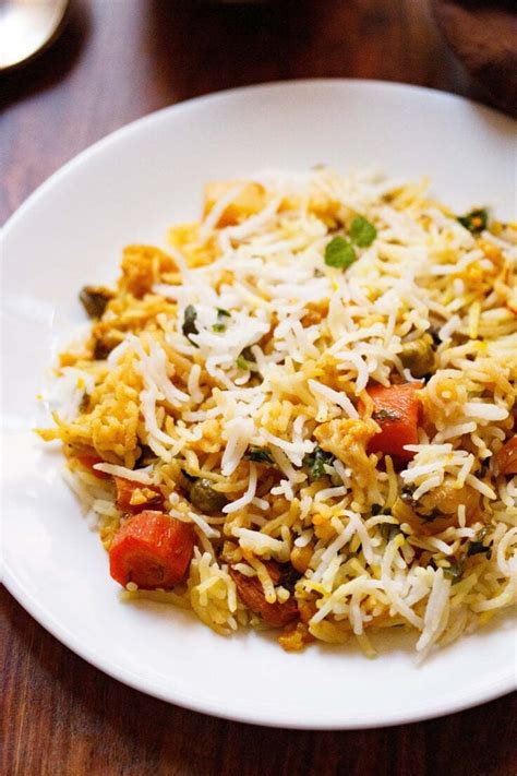 Veg Dum Biryani | Hyderabadi Vegetable Dum Biryani