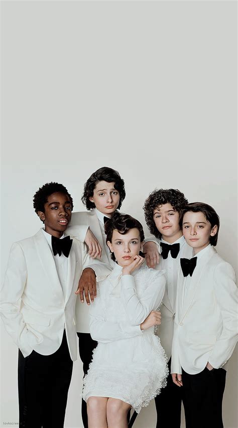 Aggregate more than 68 stranger things cast wallpaper latest - in ...