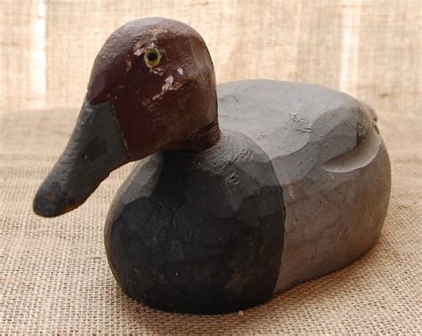 Vintage Wooden Duck Decoy | Duck decoys, Bird carving, Wooden