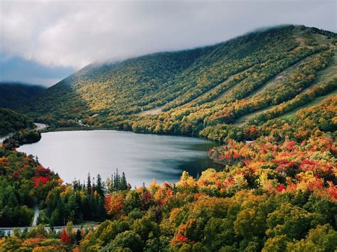 3 Fall Foliage Hikes in Franconia Notch - NH State Parks