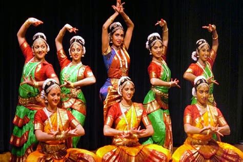 Cultural Tour & Travel: Indian Culture: Traditions And Customs of India