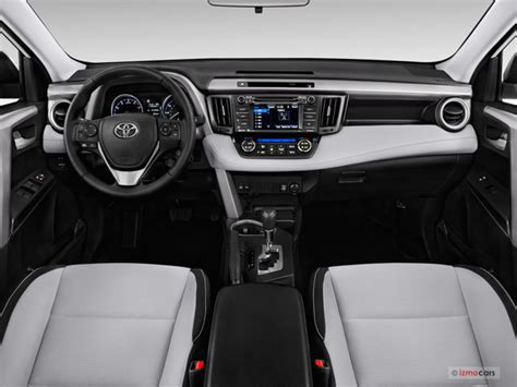 2018 Toyota RAV4: 149 Interior Photos | U.S. News & World Report